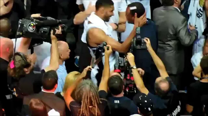 Tim Duncan and David Robinson celebration 2014