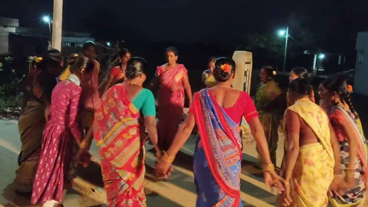 వినాయకుడి పాట పాడుకుంటూ బతుకమ్మ ఆడినం 🙏💐💐💃