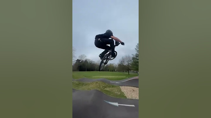 Huge steezy pumptrack transfer🙀😮 #bmxrace #pumptrack