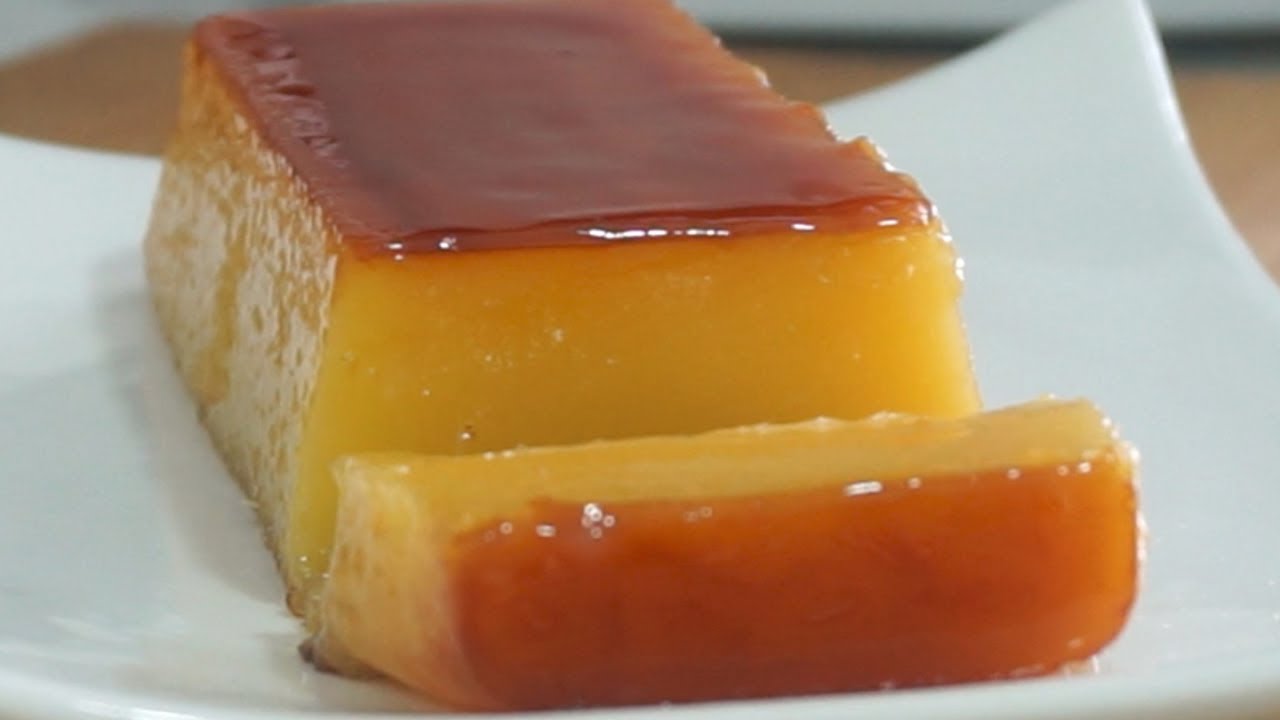 Tocino o tocinillo de cielo, un postre tradicional de yema de huevo