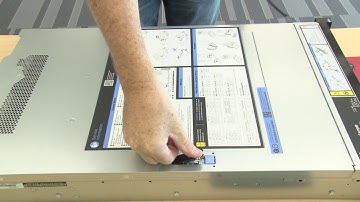 Lenovo ThinkSystem SR655 installing a top cover