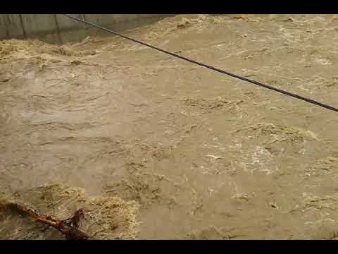 ადიდებული მდინარე