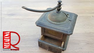 Rusty coffee grinder - Restoration