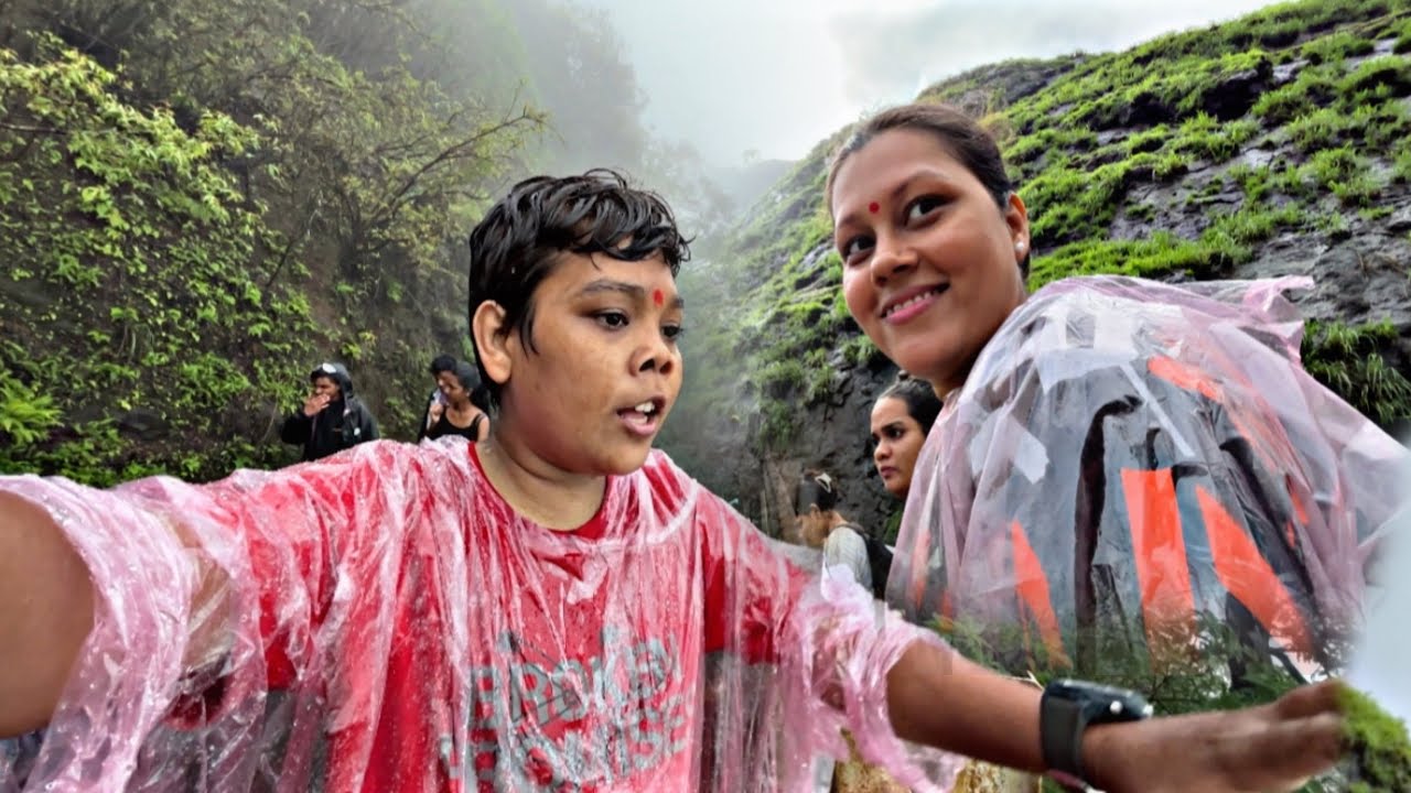 पहिल्याच ट्रिप मध्ये आले एवढे सगळे Problems🤯😶‍🌫️ एवढ्या समोरून दरड कोसळली😳 बाप्पाचे मनमोहक दर्शन❤️
