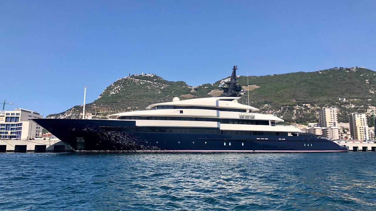 steven spielberg private yacht