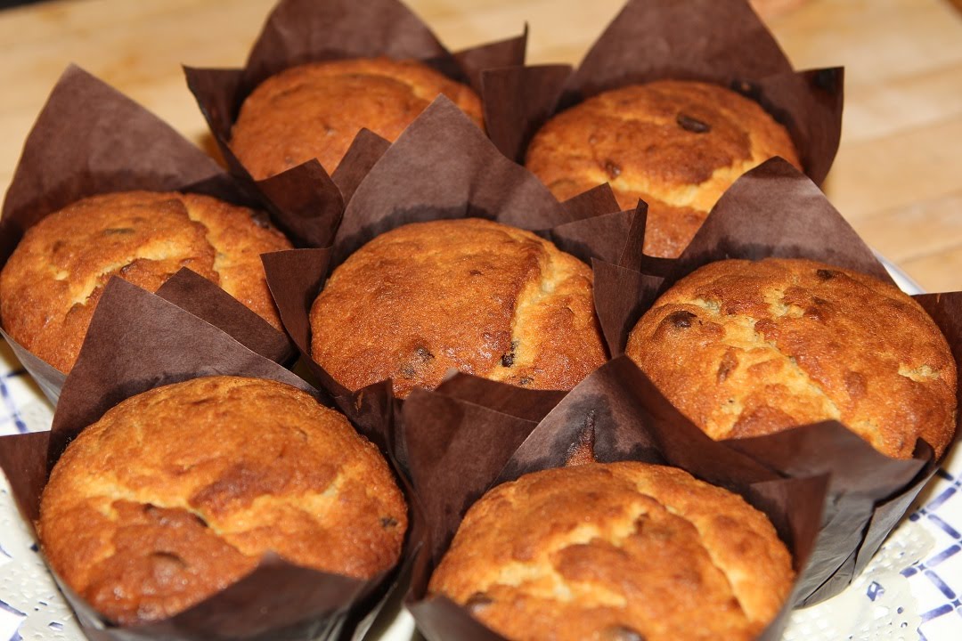 Muffins Aux Bananes - YouTube