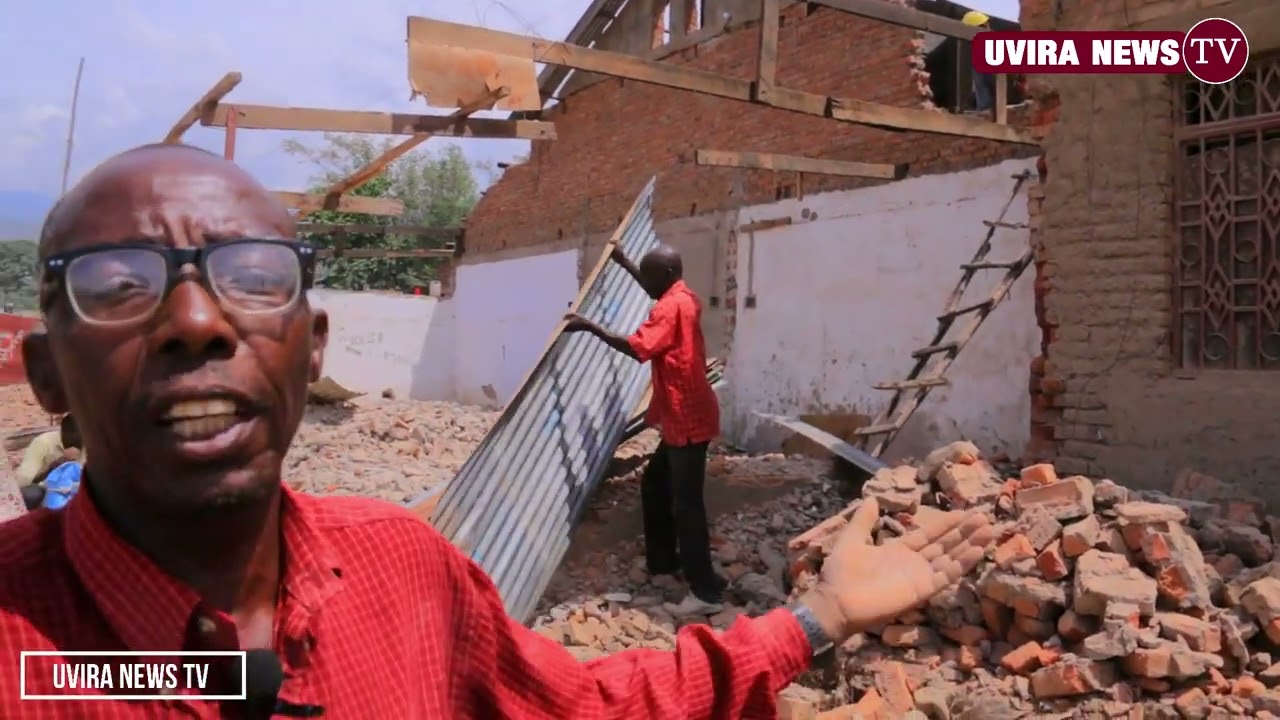 Wakaaji wa Uvira-Kasenga : tunabomowa nyumba zetu kwasababu tunaitaji barabara Uvira.