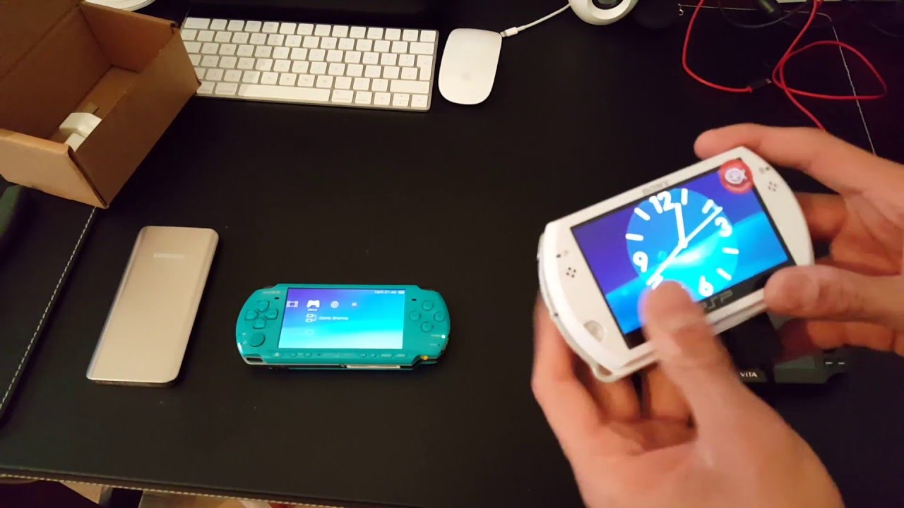 PSP GO Between Psp 3000 And Ps Vita - YouTube