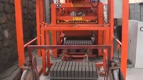 China Shengya QTJ4-26C automatic concrete block/brick making machine line