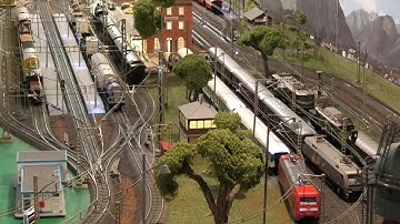 Marklin CS3 Automatic running of 5 trains