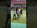 ダノンザタイガーをめっちゃ可愛がる国枝調教師の背後からスッと忍び寄る今日も美男子川田さん　#shorts