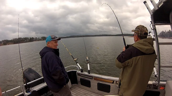 Lake Murray Striper Fishing with Planer Boards on ...