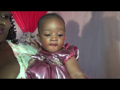 Video: Walikaa kwenye ukumbi wa dhahabu