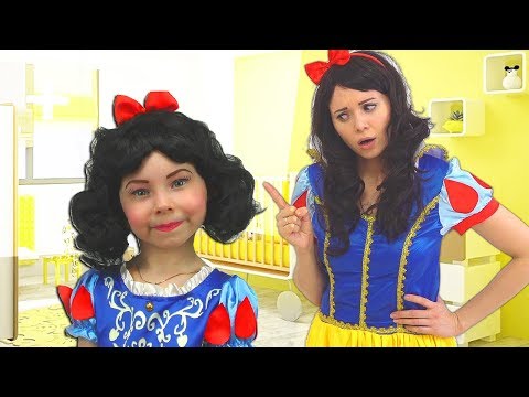 Alice and Mommy Pretend Princesses & Play Together with favorite toys