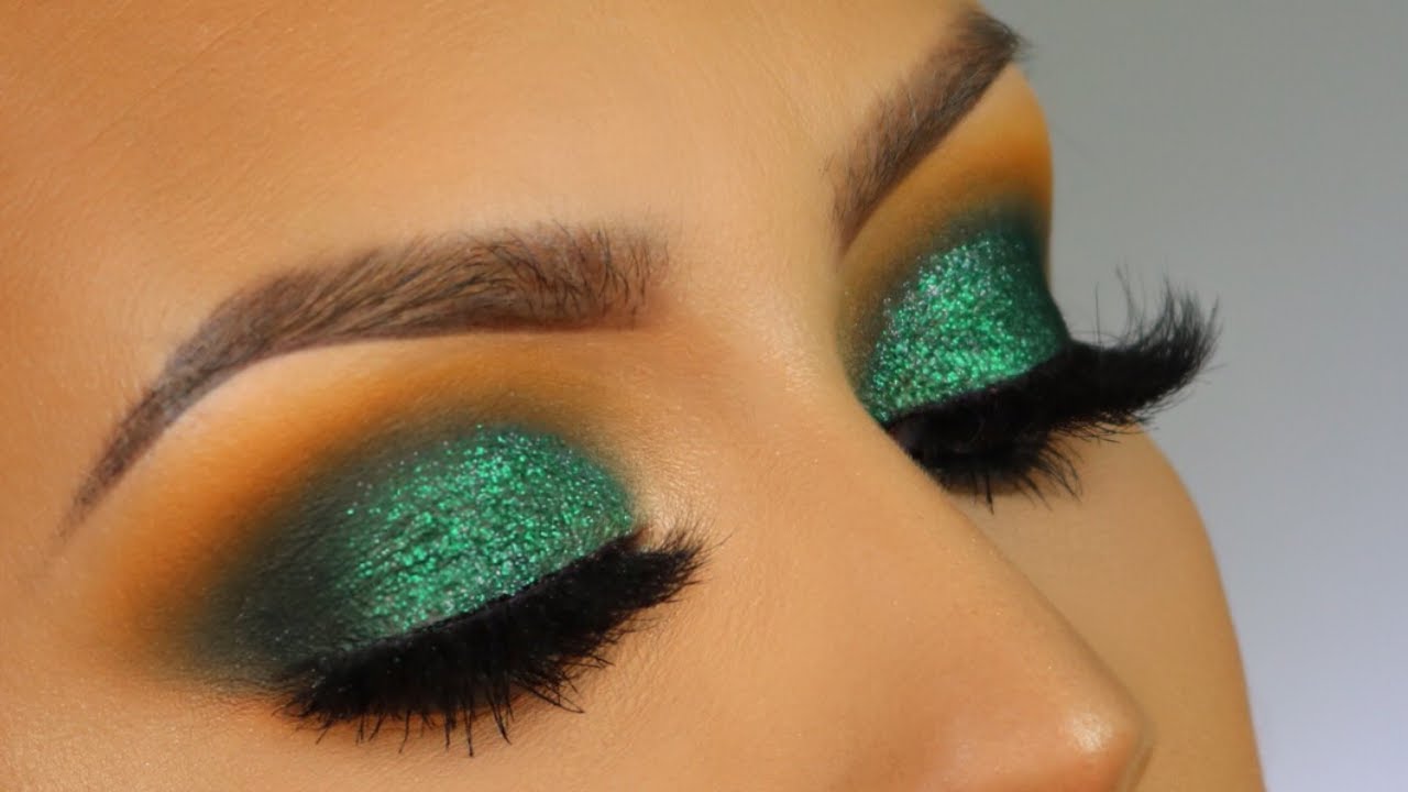 St Patricks Day Makeup Tutorial L Green Glitter Eyeshadow Youtube