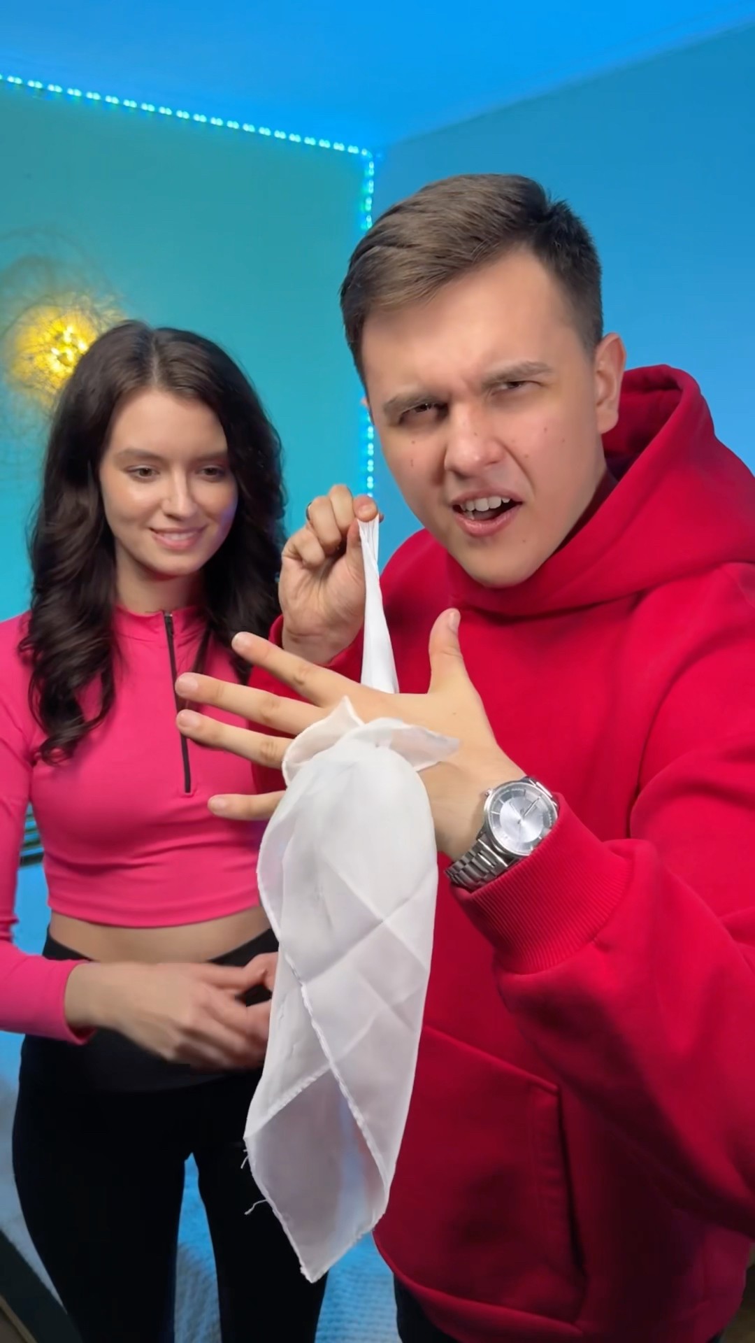 Разоблачила фокусы! #shorts