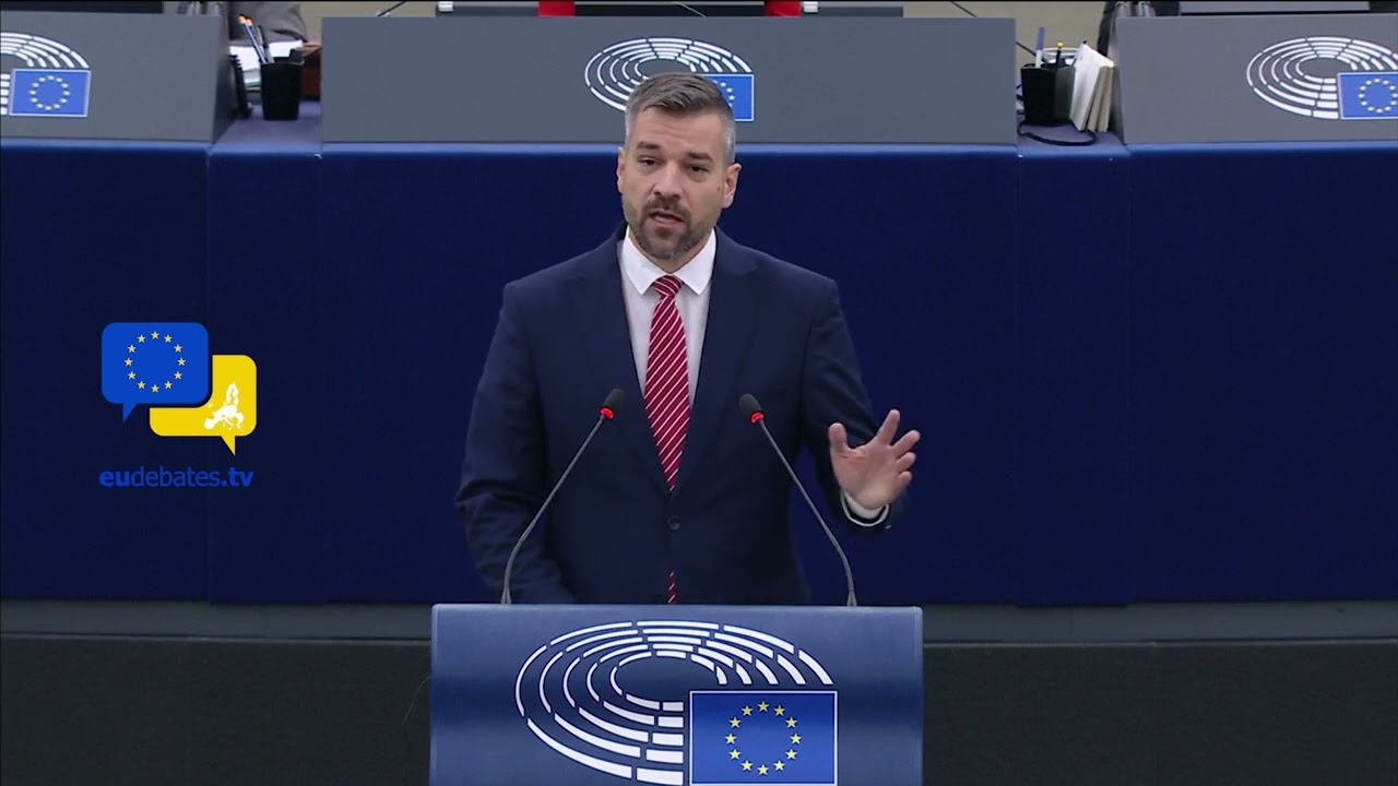 András László debates Putin's Shadow Fleet of tankers transporting Russian oil globally