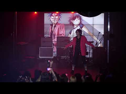2 7 4  2D Gorillaz   Elan Москва