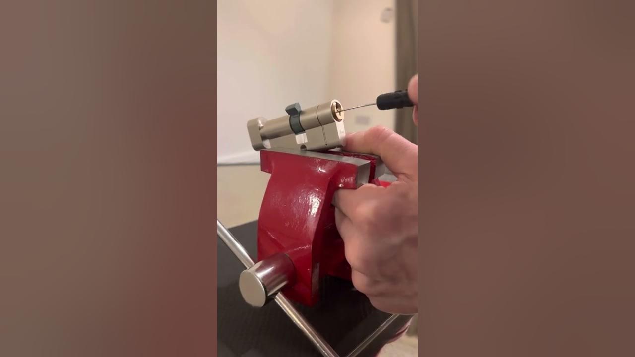 LOCK THUMB TURN BYPASS TOOL IS SO GOOD YouTube