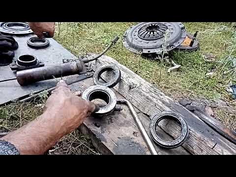 Как поменять выжимной подшипник на мтз 80