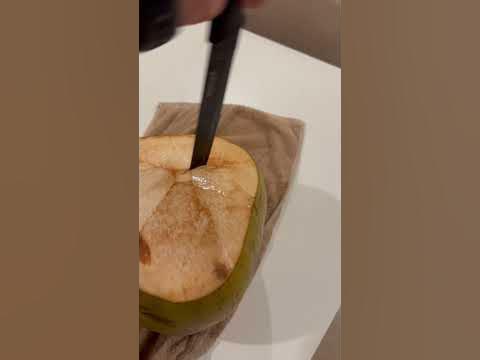 Царь кокос #бали #коконат - YouTube