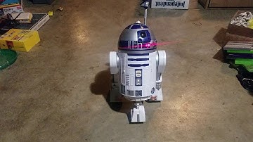 R2-D2 INTERACTIVE ASTROMECH DROID ROBOT VOICE ACTIVATED STAR WARS 2002 HASBRO