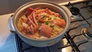 万古烧焖制龙虾伊面  lobster with noodle cooked by Ginpo Hana Mishima Clay pot