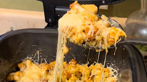 Garlic, Parmesan, chicken, and potatoes!!!#easy #whatsfordinner