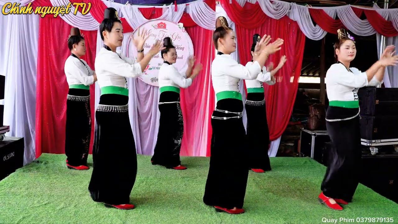 Đội múa Bản Săm Măm .Mừng Tân Gia Ông Lò Văn Sơn & Lò Thị Piếng ,Bản Săm măn a Điện Biên Đông 