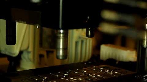 Two Pin Plug Vertical Injection Molding Machine | KING