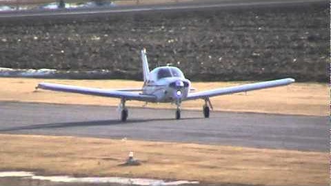 Piper Pa-28R-200 Arrow Takeoff CSU3