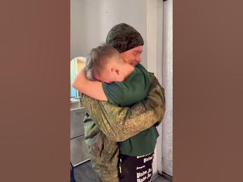 СЫН дождался отца с СВО🥹🥺это был не ожидаемый Сюрприз 🙏 - YouTube