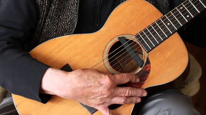 Bob Bain Performs "Moon River"