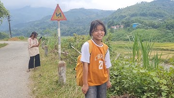 Bắt Gặp Em Bớ Đi Bộ 7 Tiếng Đồng Hồ Vẫn Chưa Đến? Cói Lalin