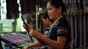 Sắc màu thổ cẩm H’rê