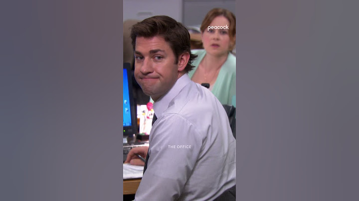 Rainy days are for Phyllis cliches #TheOffice #PhyllisVance #JimHalpert #Shorts