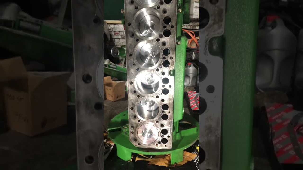 John Deere 6068 USA assembling