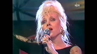 Vaya Con Dios – Don't Cry For Louie (1989 live HD)