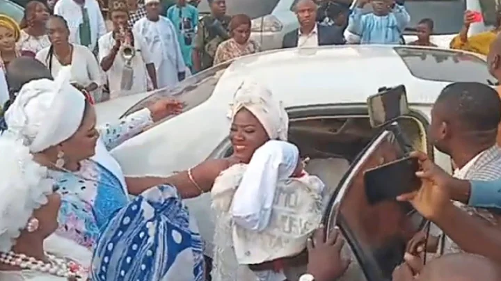 Watch the Grand Entry of Ooni of Ife's Olori Ashley's Son, Prince Ademakinwa into Palace