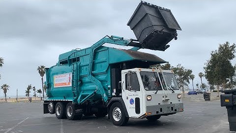 CCC LET2 ~ Amrep HX-450 Front Loader Garbage Truck