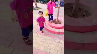 aaru dekho kese gol gol ghum rhi hai 🥰😍 #funny #comedy #new #trending #viralvideo #shortvideo #like