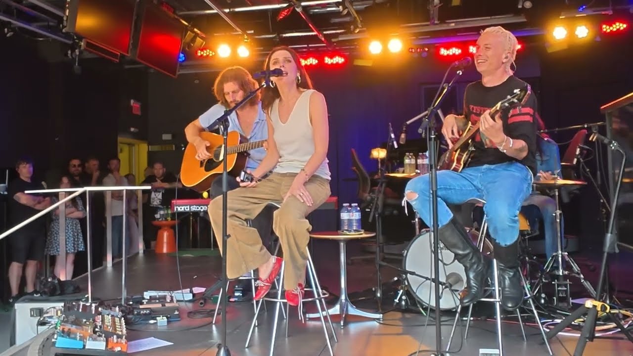 Wolf Alice - Live Acoustic: The Sofa, Safe From Heartbreak, No Hard Feelings, White L, Thorns, Bros