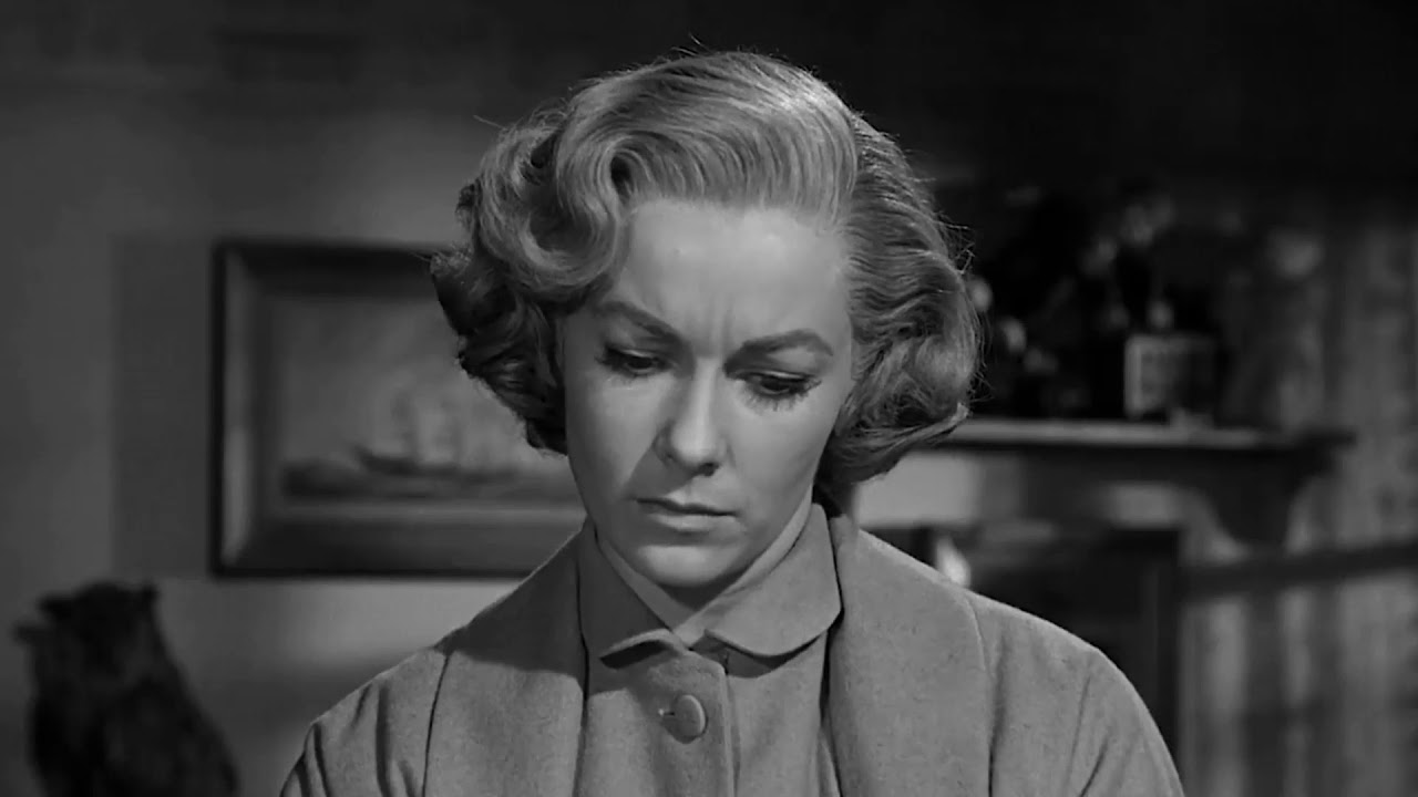 психо новая. джанет ли психо. психо новая. хичкок и джанет ли. психо фильм 1960.