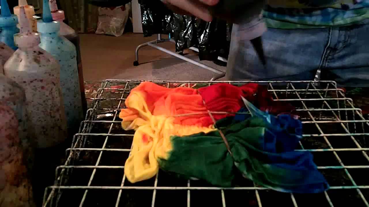 How to Tie Dye Swirl with Stripes (Stained Glass) YouTube
