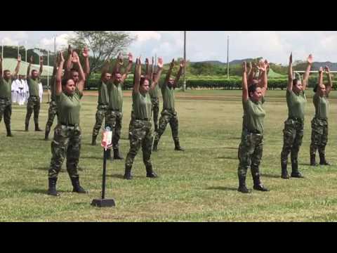 Entrenamiento De Mujeres Militares Youtube