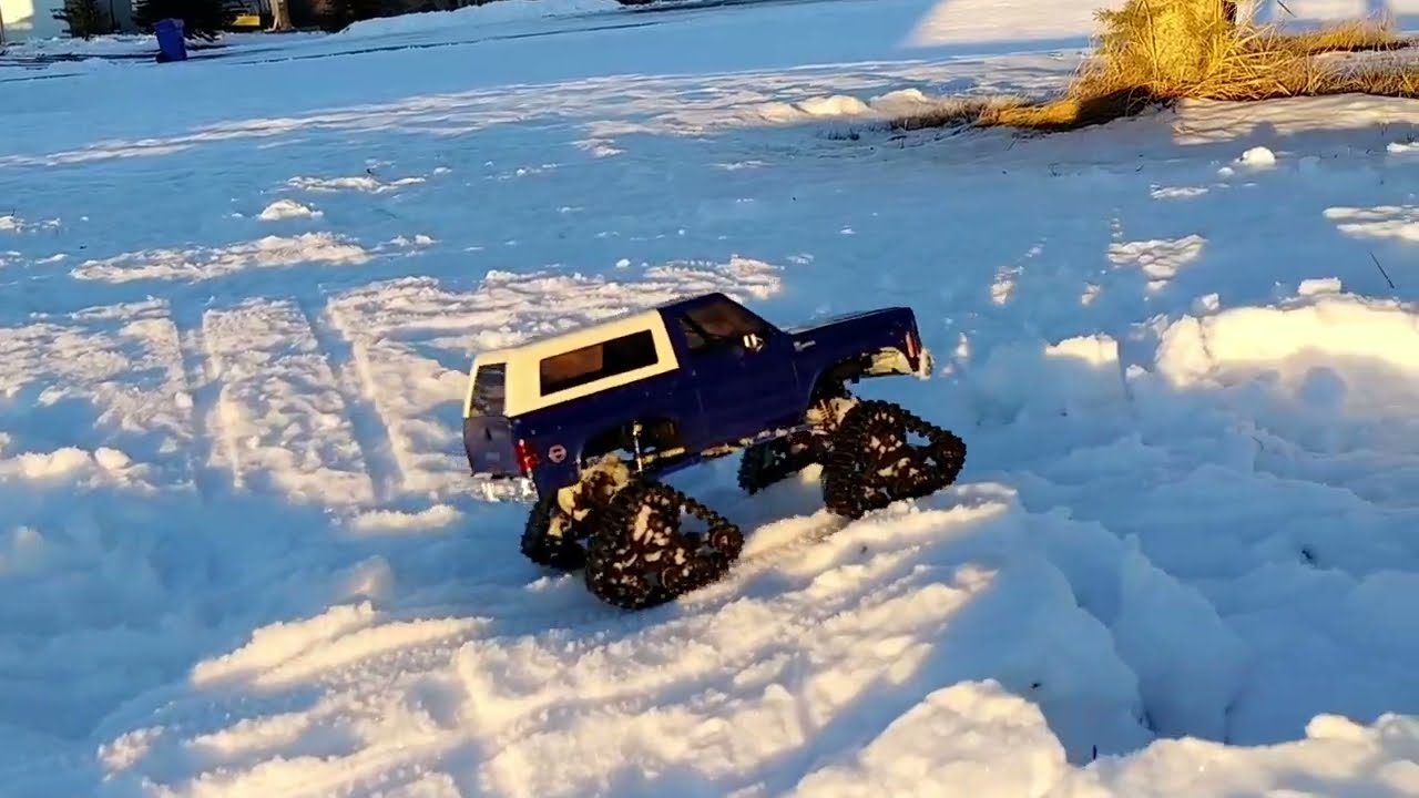 First Snow Run With BATRAZZI Tracks On FCX24