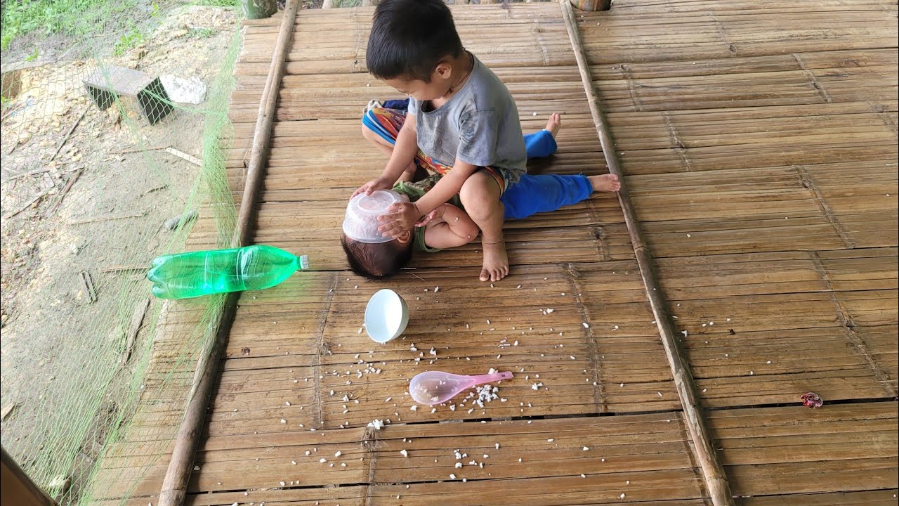 Go harvest the plan to sell food was attacked by bad guys.