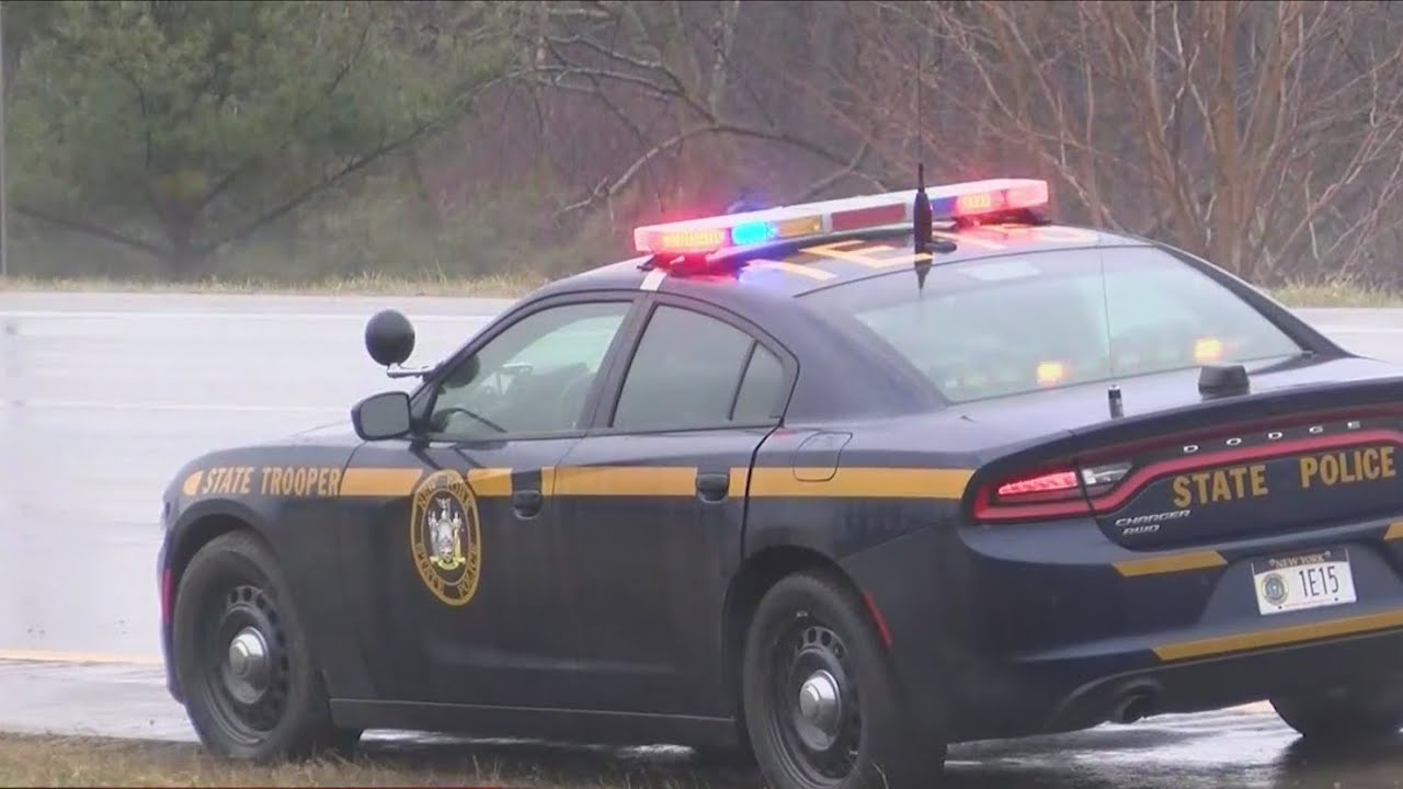 State trooper struck during police chase involving UHaul truck on 490