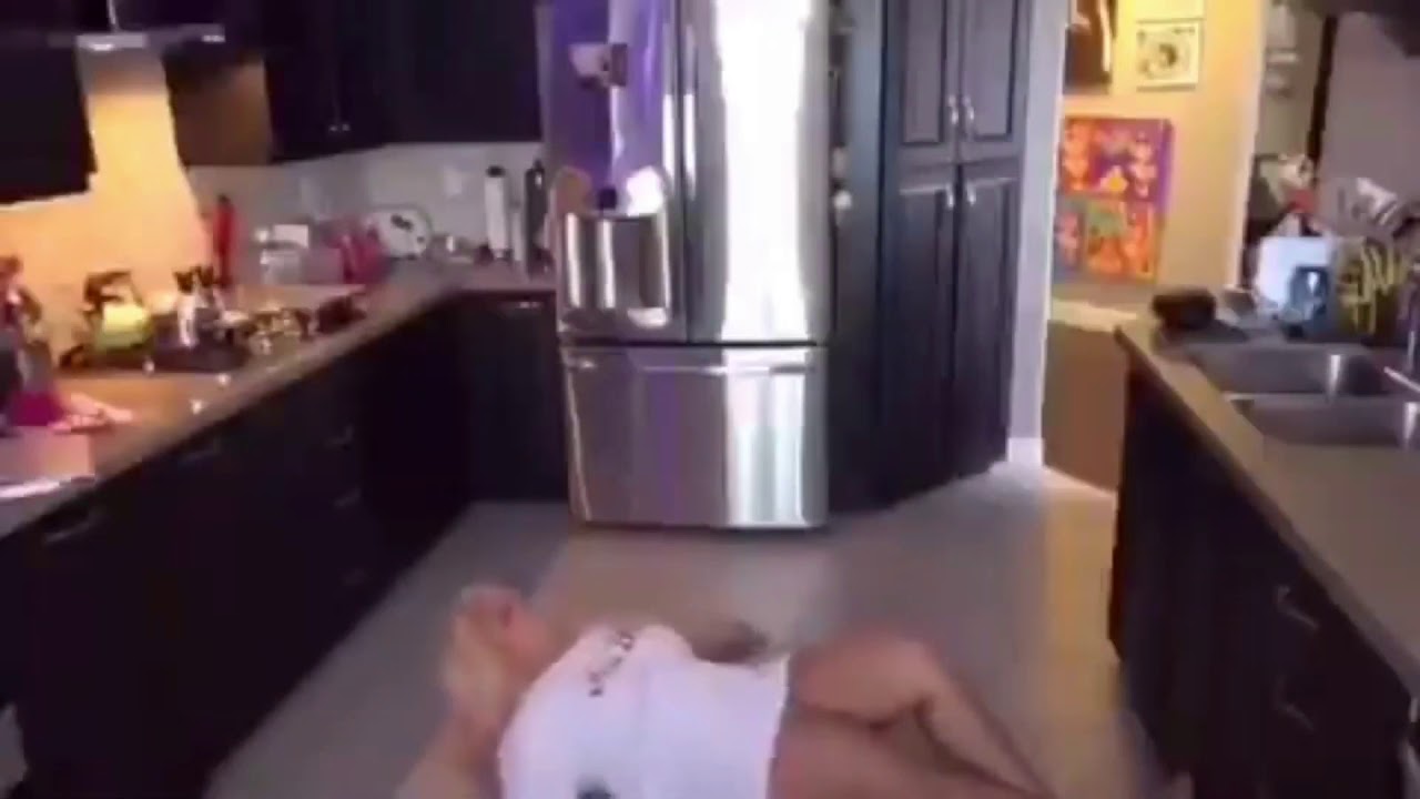 Armin waking up in paths - AOT manga 136