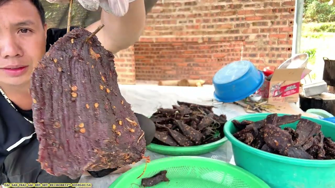 Ra Lò Mẻ Trâu Gác Bếp Đầu Tiên | Hoa Ban Tây Bắc Farm